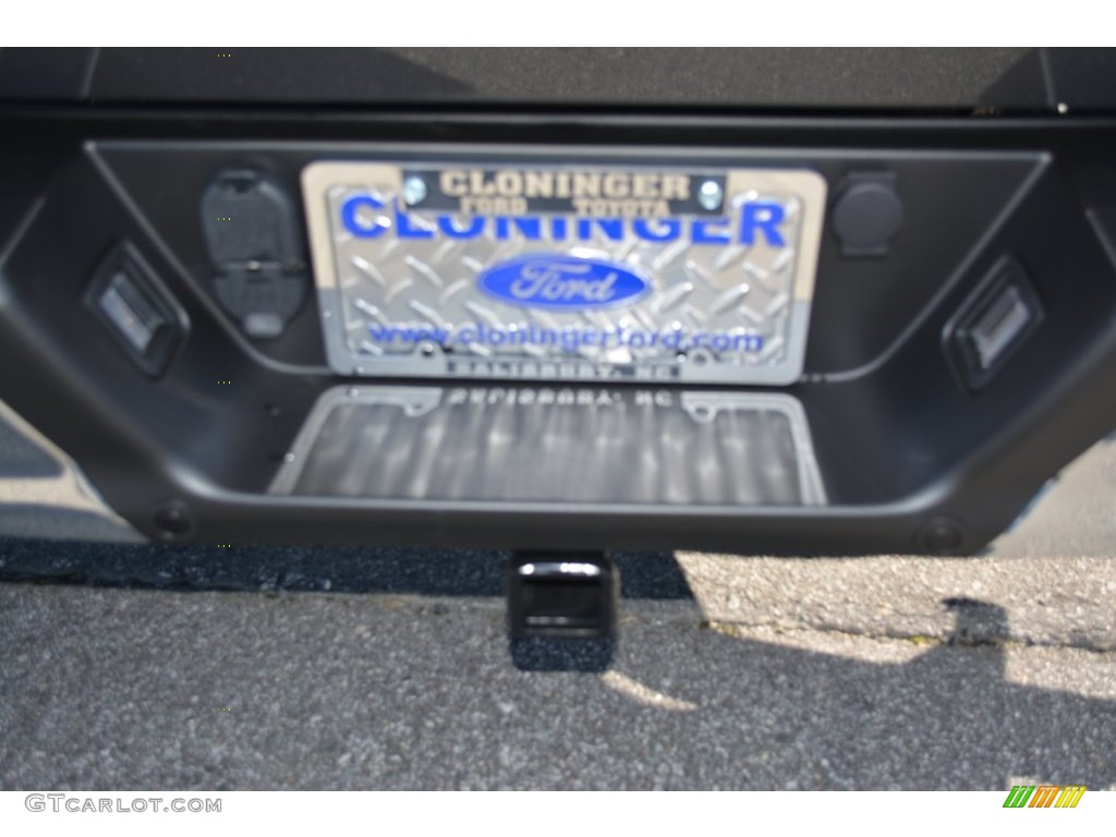 2016 F150 XLT SuperCrew - Magnetic / Medium Earth Gray photo #5
