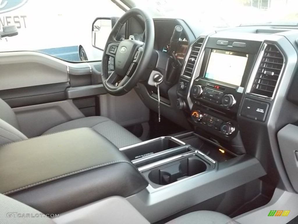 2016 F150 XLT SuperCrew - Shadow Black / Medium Earth Gray photo #21