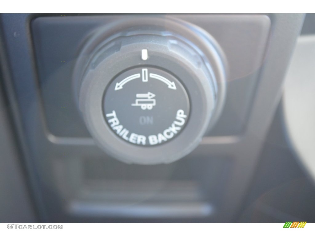 2016 F150 XLT SuperCrew - Magnetic / Medium Earth Gray photo #16