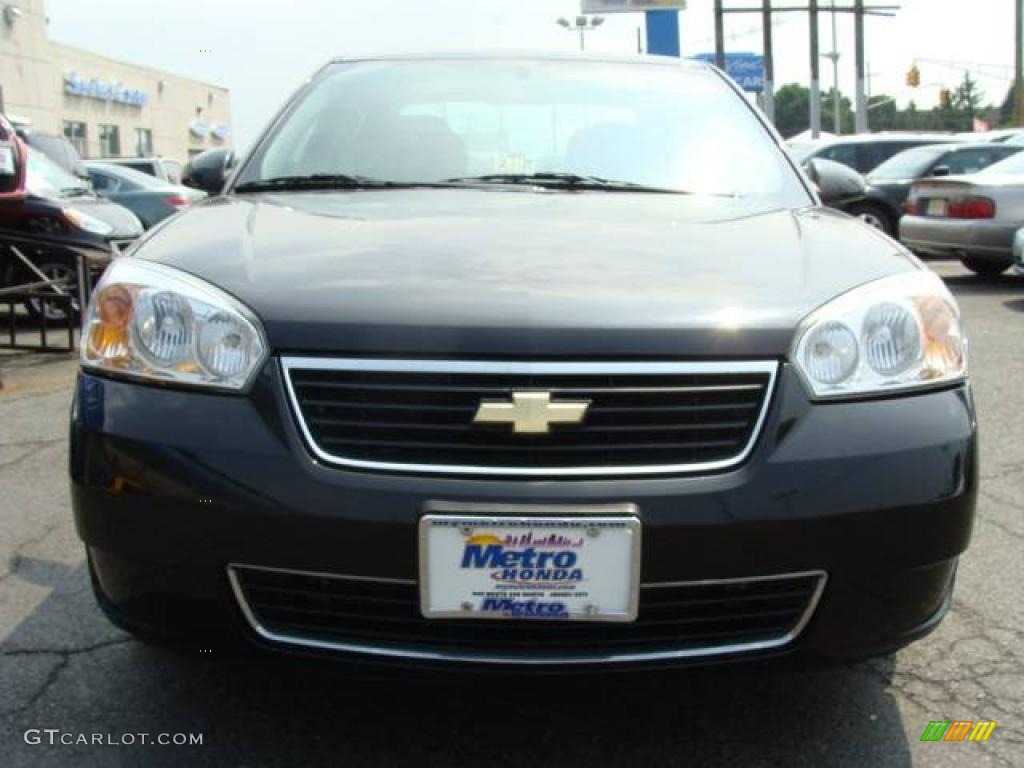 2007 Malibu LT Sedan - Black / Ebony Black photo #2