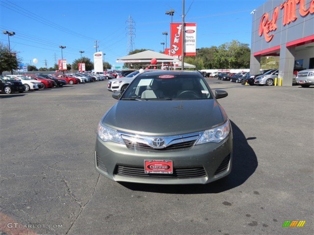 2013 Camry L - Cypress Green Metallic / Ivory photo #3