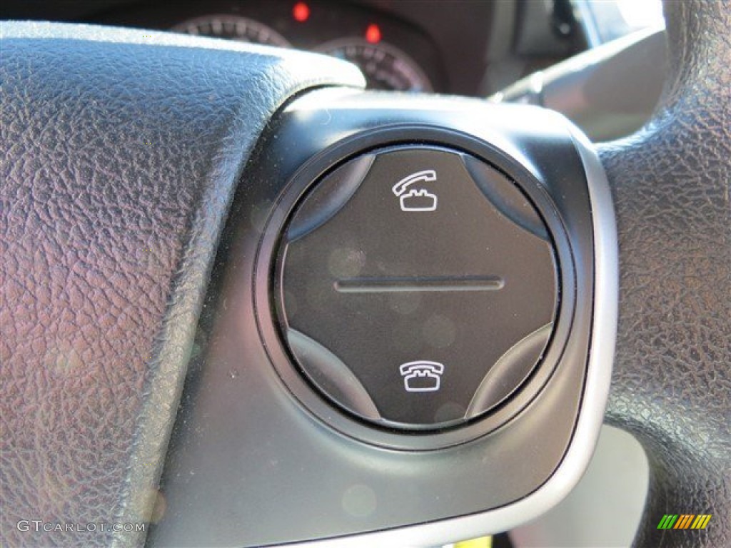 2013 Camry L - Cypress Green Metallic / Ivory photo #24