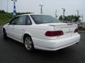 Performance White - Taurus SHO Photo No. 3