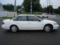 Performance White - Taurus SHO Photo No. 6
