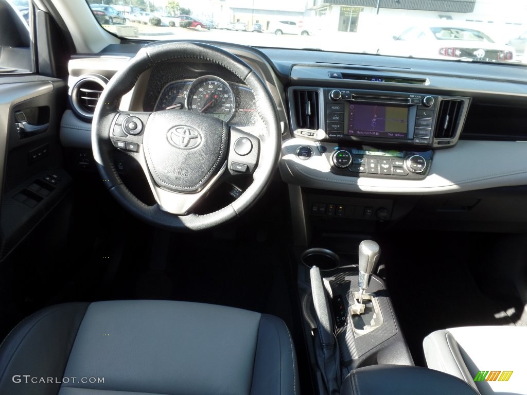 2013 RAV4 Limited AWD - Classic Silver Metallic / Ash photo #15