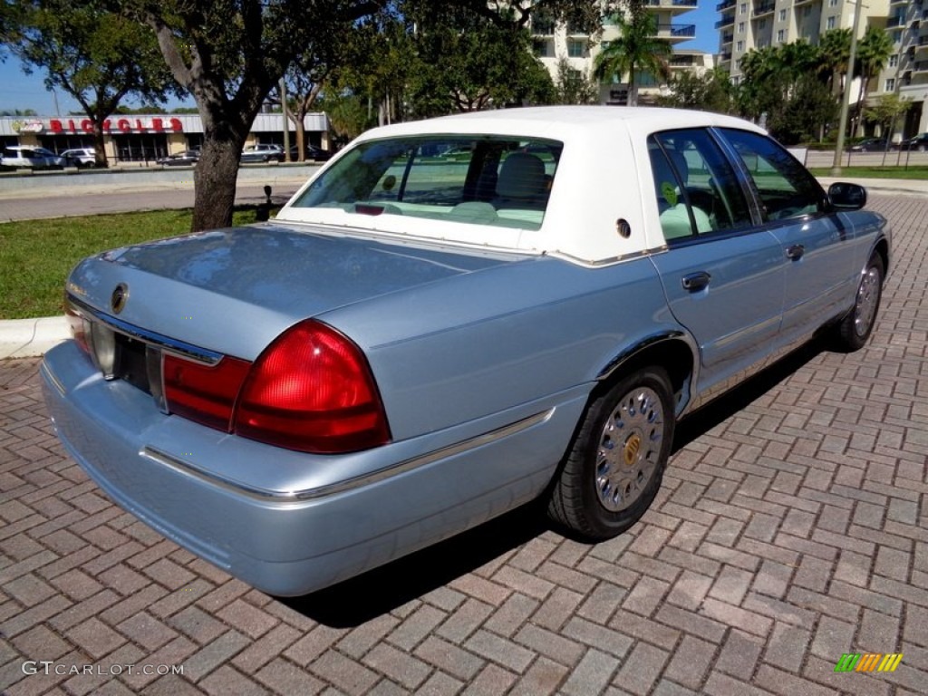 2004 Grand Marquis GS - Light Ice Blue Metallic / Medium Parchment photo #9