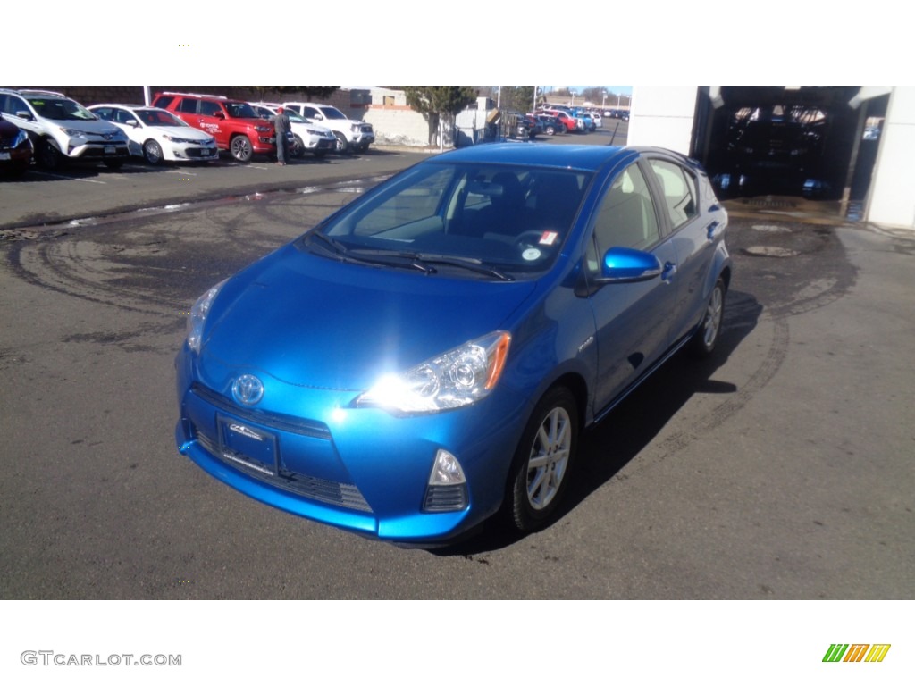 2012 Prius c Hybrid Three - Blue Streak Metallic / Light Blue Gray/Black photo #4