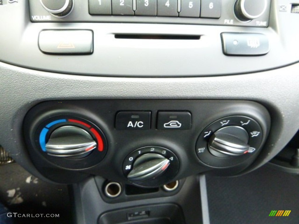 2010 Rio LX Sedan - Sapphire Blue / Gray photo #20