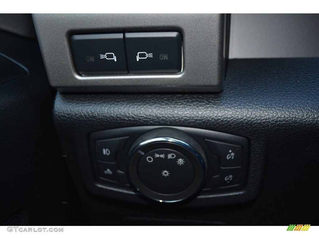2016 F150 Lariat SuperCrew 4x4 - White Platinum / Black photo #26