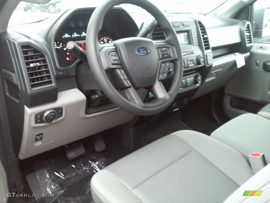 2016 F150 XL Regular Cab - Oxford White / Medium Earth Gray photo #13