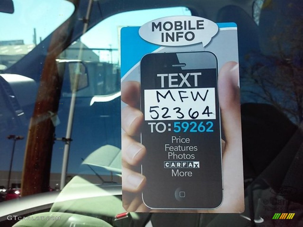 2016 F150 XL Regular Cab - Oxford White / Medium Earth Gray photo #2