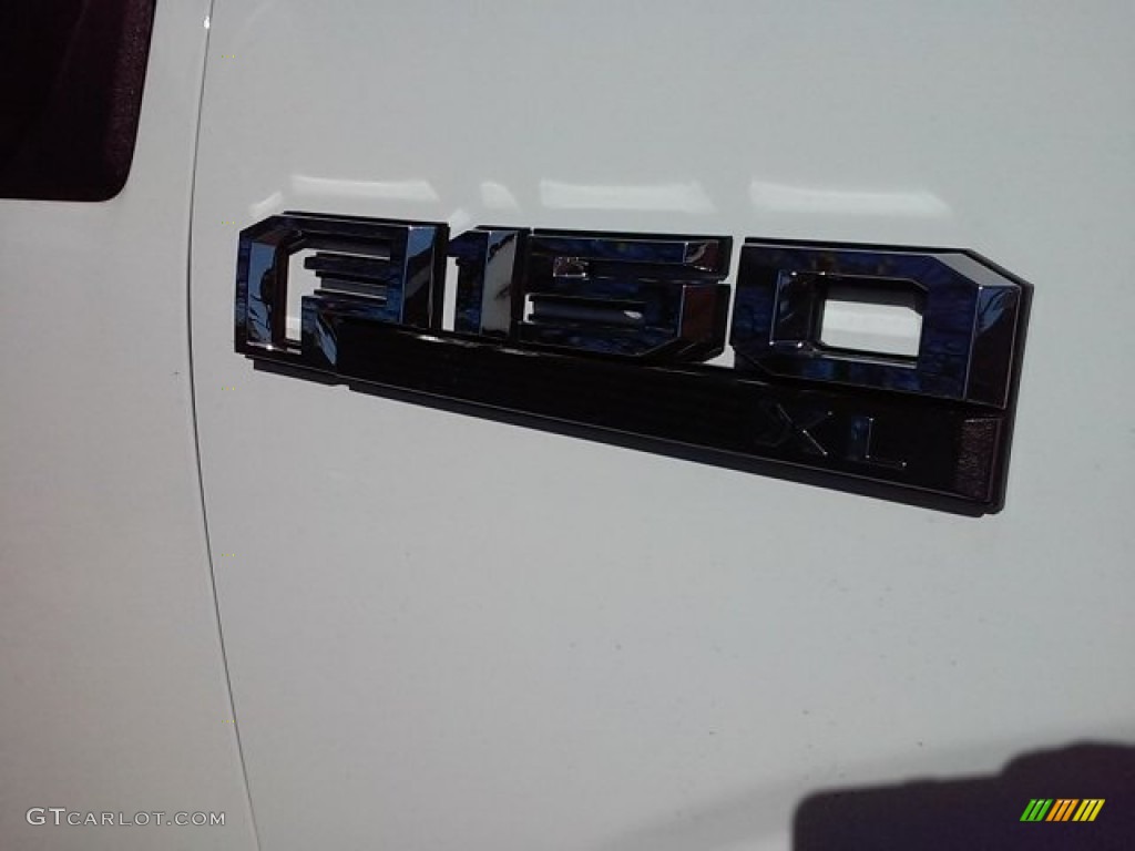 2016 F150 XL Regular Cab - Oxford White / Medium Earth Gray photo #5