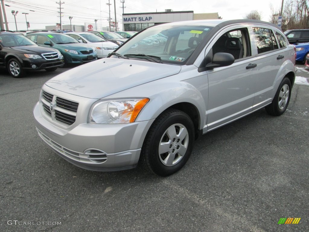 2007 Caliber SE - Bright Silver Metallic / Pastel Slate Gray photo #2