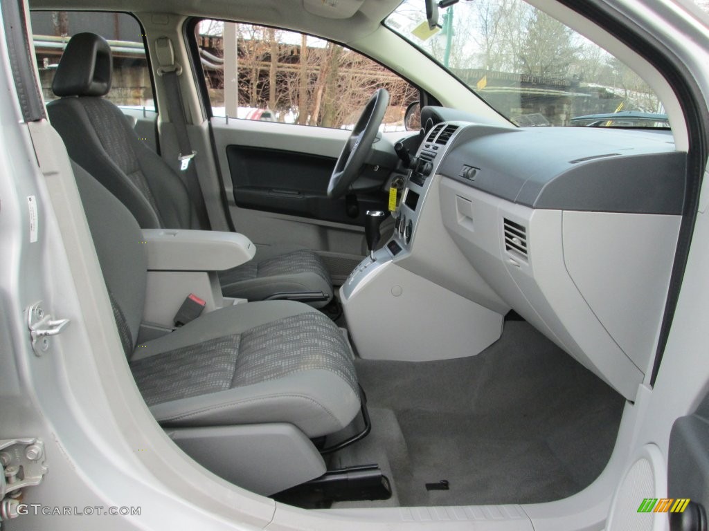 2007 Caliber SE - Bright Silver Metallic / Pastel Slate Gray photo #16