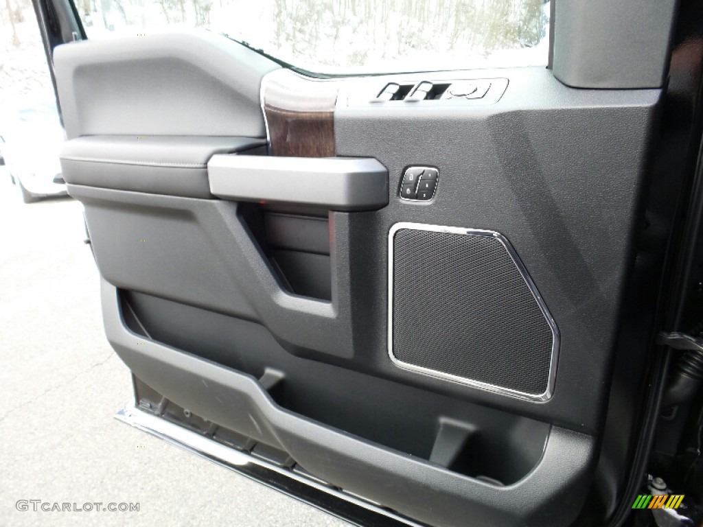 2016 F150 Platinum SuperCrew 4x4 - Shadow Black / Black photo #14