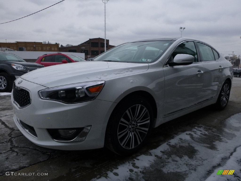 2016 Cadenza  - Snow White Pearl / Black photo #6