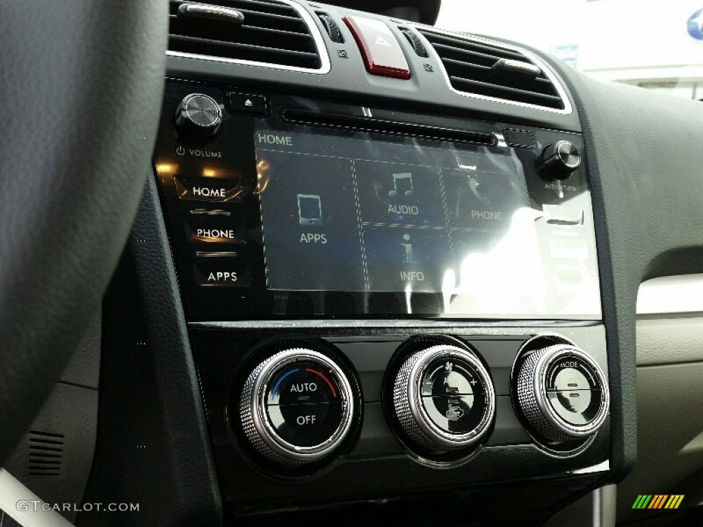 2016 Subaru Forester 2.5i Limited Gray Dashboard Photo #110767101