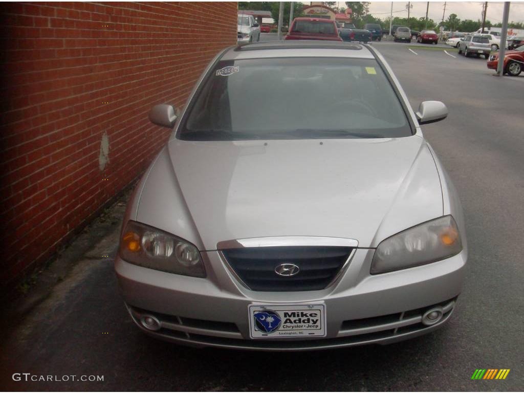 2004 Elantra GLS Sedan - Sterling Silver / Dark Gray photo #8