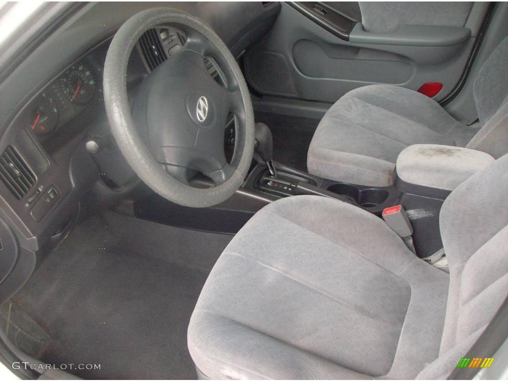 2004 Elantra GLS Sedan - Sterling Silver / Dark Gray photo #13