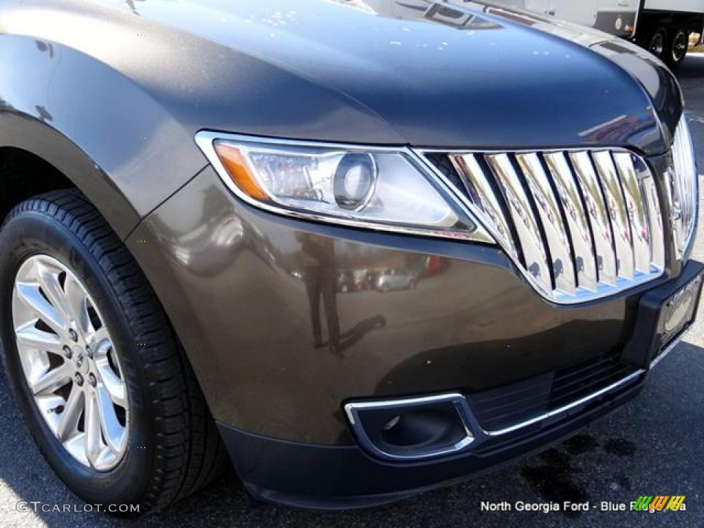 2011 MKX FWD - Earth Metallic / Medium Light Stone photo #35
