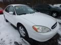 2003 Vibrant White Ford Taurus SES  photo #5