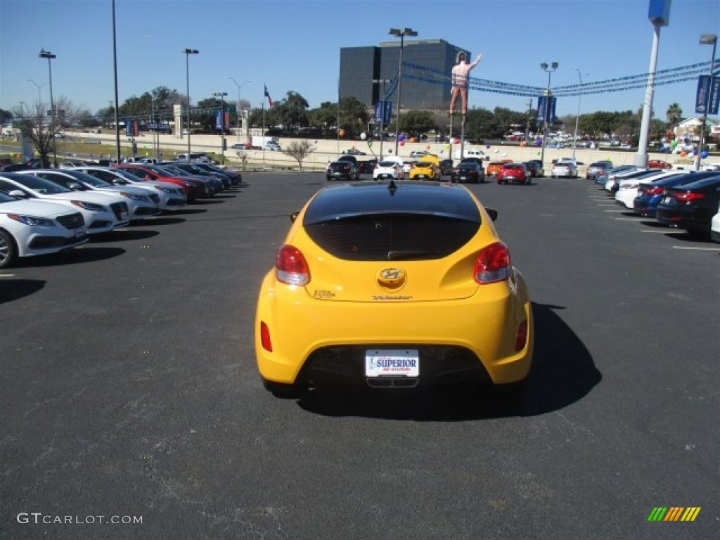 2016 Veloster  - 26.2 Yellow / Black/Yellow photo #9