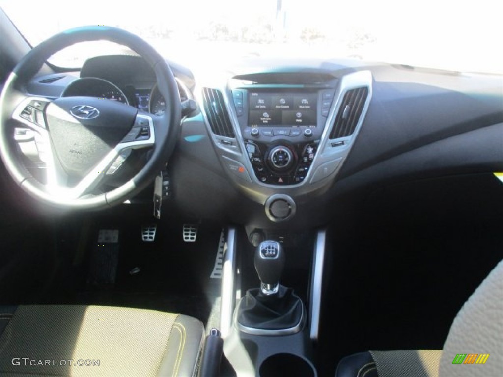 2016 Veloster  - 26.2 Yellow / Black/Yellow photo #16