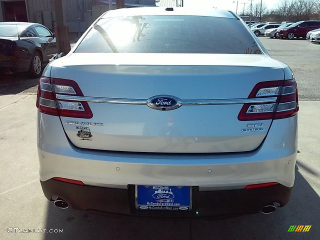 2015 Taurus SEL - Ingot Silver Metallic / Charcoal Black photo #11