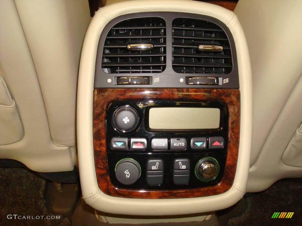 2008 XJ Vanden Plas - Botanical Green / Champagne/Mocha photo #20