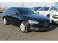 Black - Jetta SE Sedan Photo No. 2