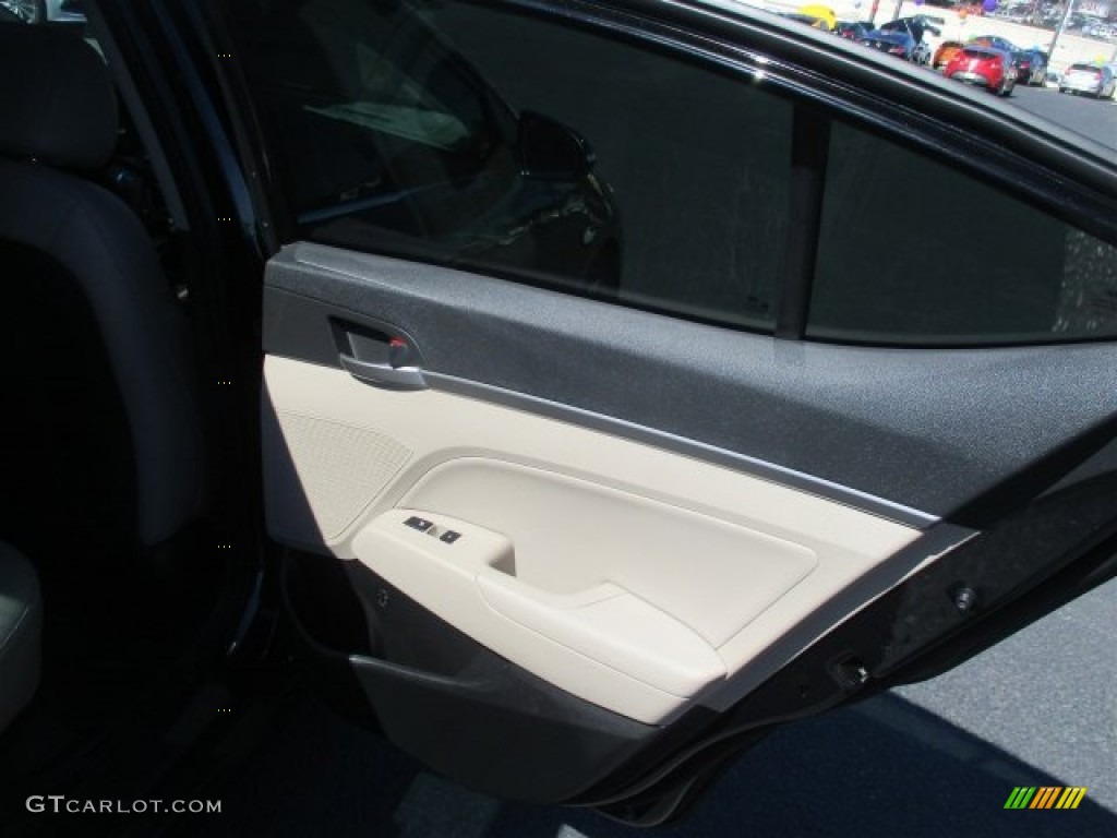 2017 Elantra Limited - Black / Beige photo #9
