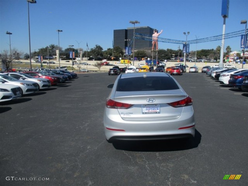 2017 Elantra SE - Silver / Gray photo #6