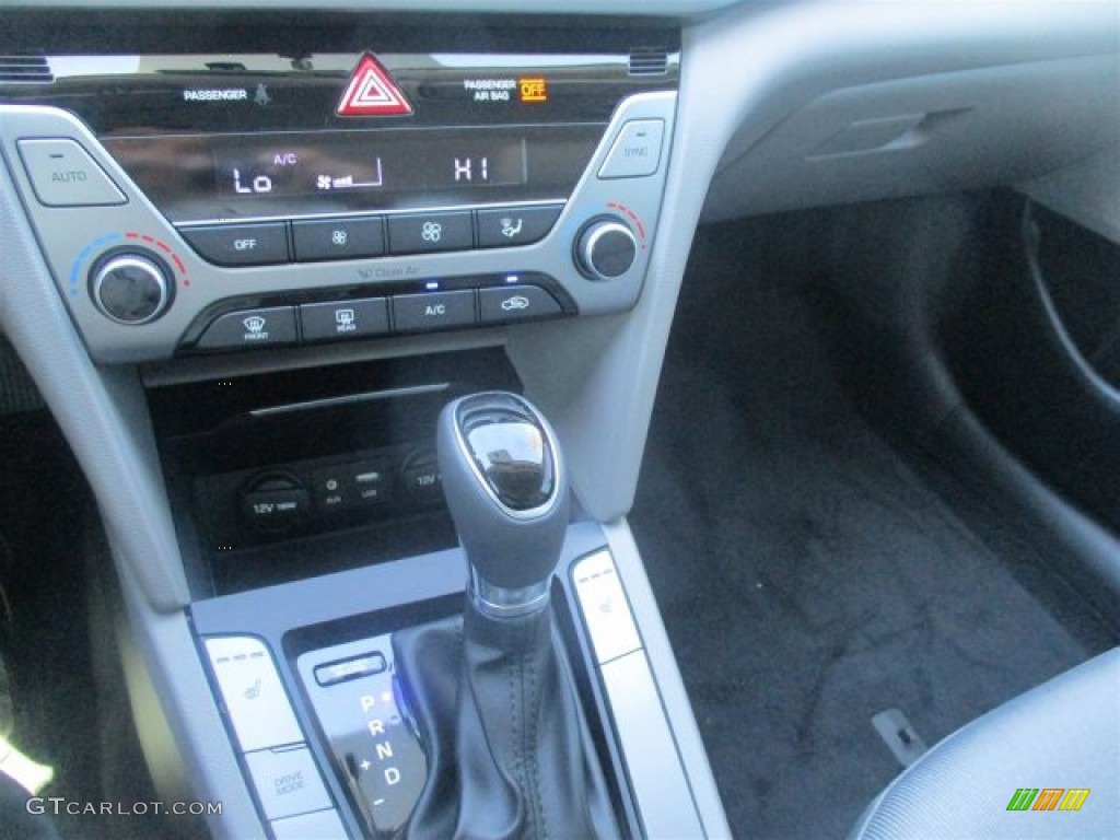 2017 Elantra SE - Silver / Gray photo #20