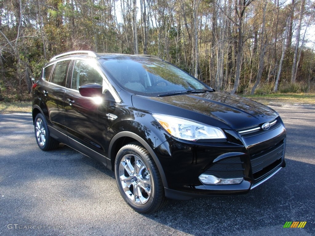2016 Escape SE - Shadow Black / Medium Light Stone photo #1