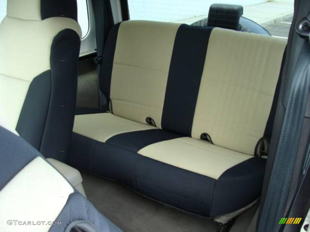 2004 Wrangler X 4x4 - Black / Khaki photo #7