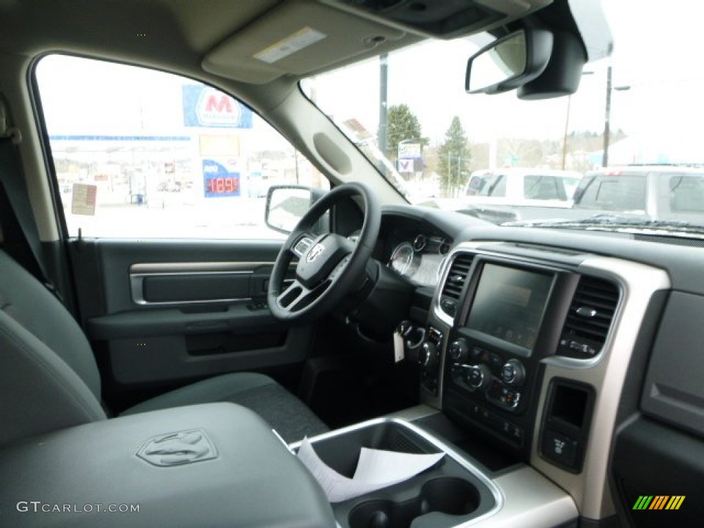 2016 1500 Big Horn Crew Cab 4x4 - Black Forest Green Pearl / Black/Diesel Gray photo #11
