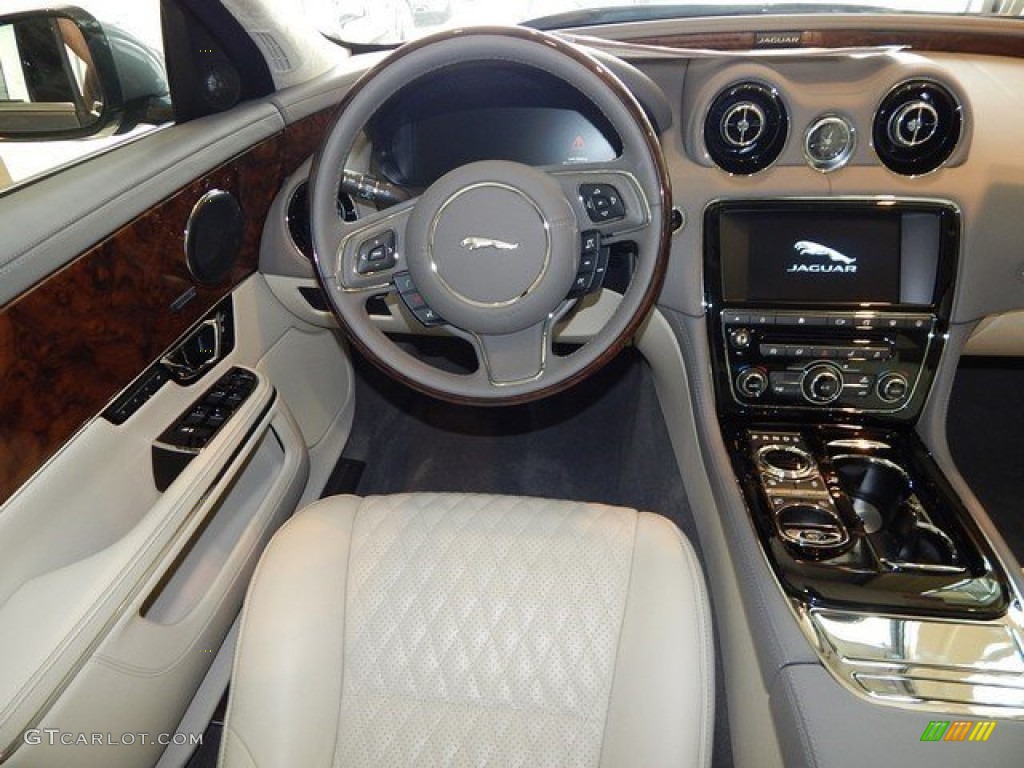 2016 Jaguar XJ L 3.0 Ivory/Oyster Dashboard Photo #110799994