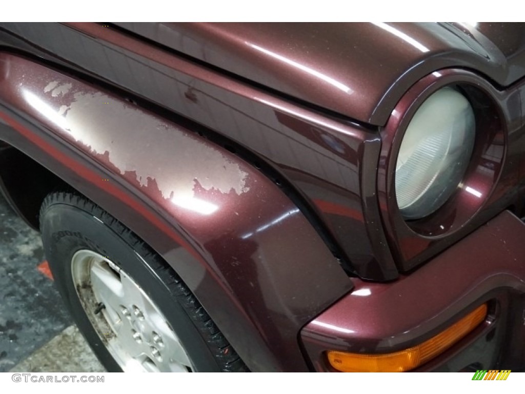 2004 Liberty Limited 4x4 - Deep Molten Red Pearl / Light Taupe/Dark Slate Gray photo #56