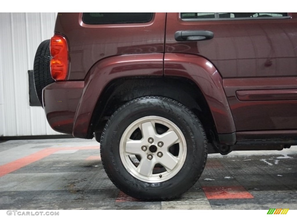 2004 Liberty Limited 4x4 - Deep Molten Red Pearl / Light Taupe/Dark Slate Gray photo #64
