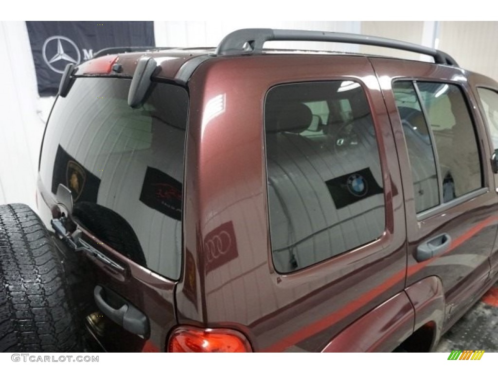 2004 Liberty Limited 4x4 - Deep Molten Red Pearl / Light Taupe/Dark Slate Gray photo #87