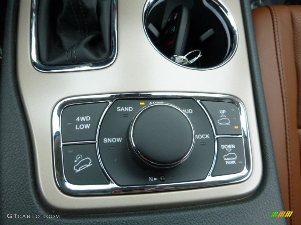 2016 Jeep Grand Cherokee Summit 4x4 Controls Photo #110812590