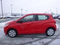 2016 Salsa Chevrolet Spark LS  photo #10
