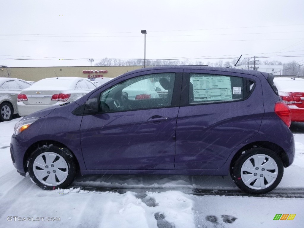 2016 Spark LS - Kalamata Metallic / Jet Black photo #10