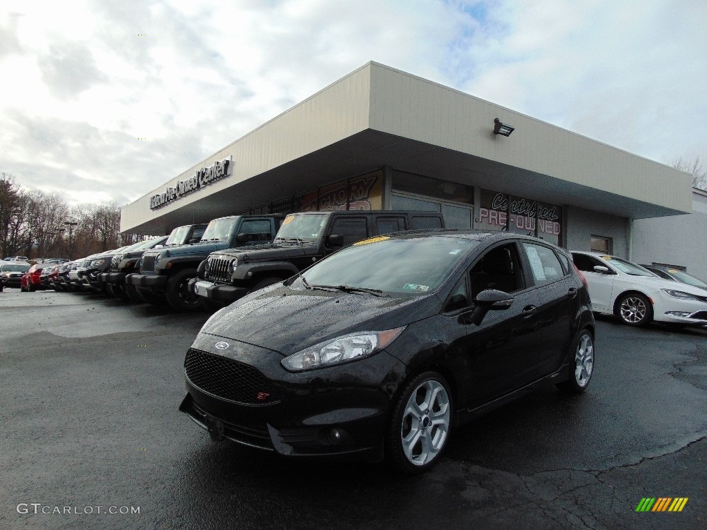 2015 Fiesta ST Hatchback - Tuxedo Black Metallic / ST Charcoal Black photo #7