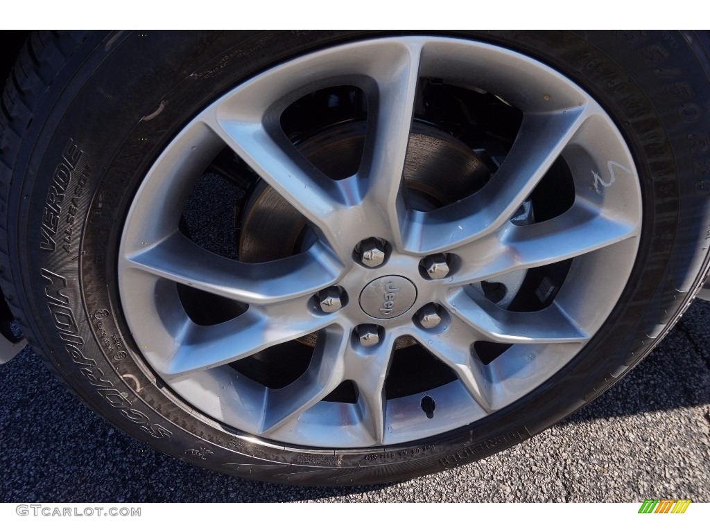 2016 Jeep Grand Cherokee Summit Wheel Photo #110824440