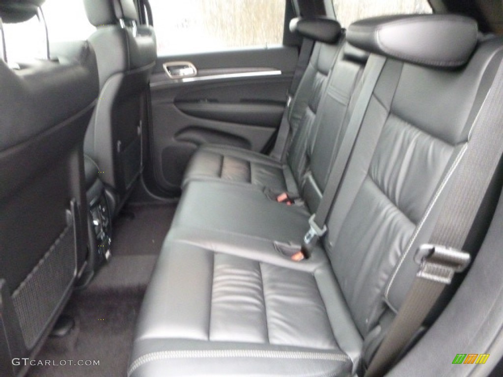 2016 Jeep Grand Cherokee Limited 4x4 Rear Seat Photos