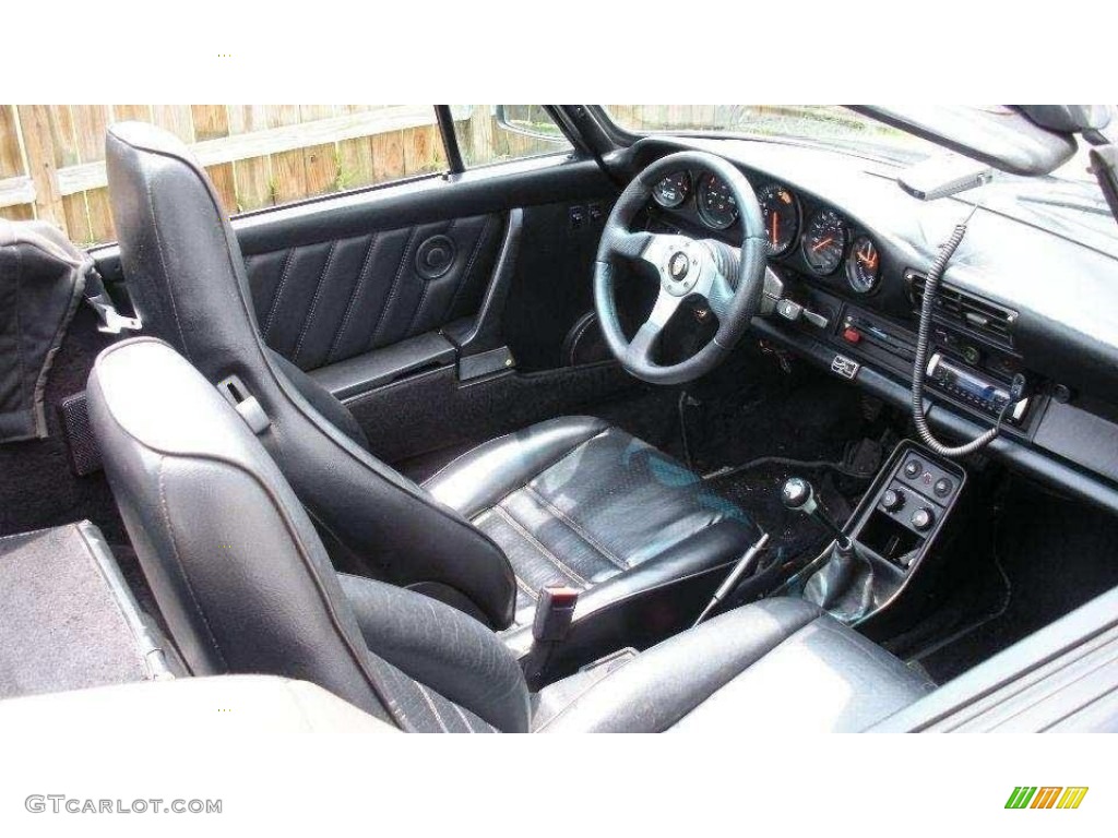 1984 911 Carrera Coupe - Grand Prix White / Black photo #2