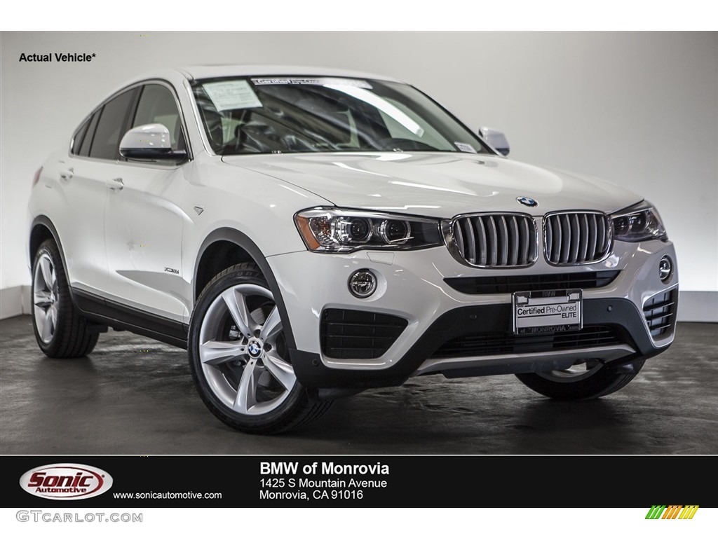 Alpine White BMW X4