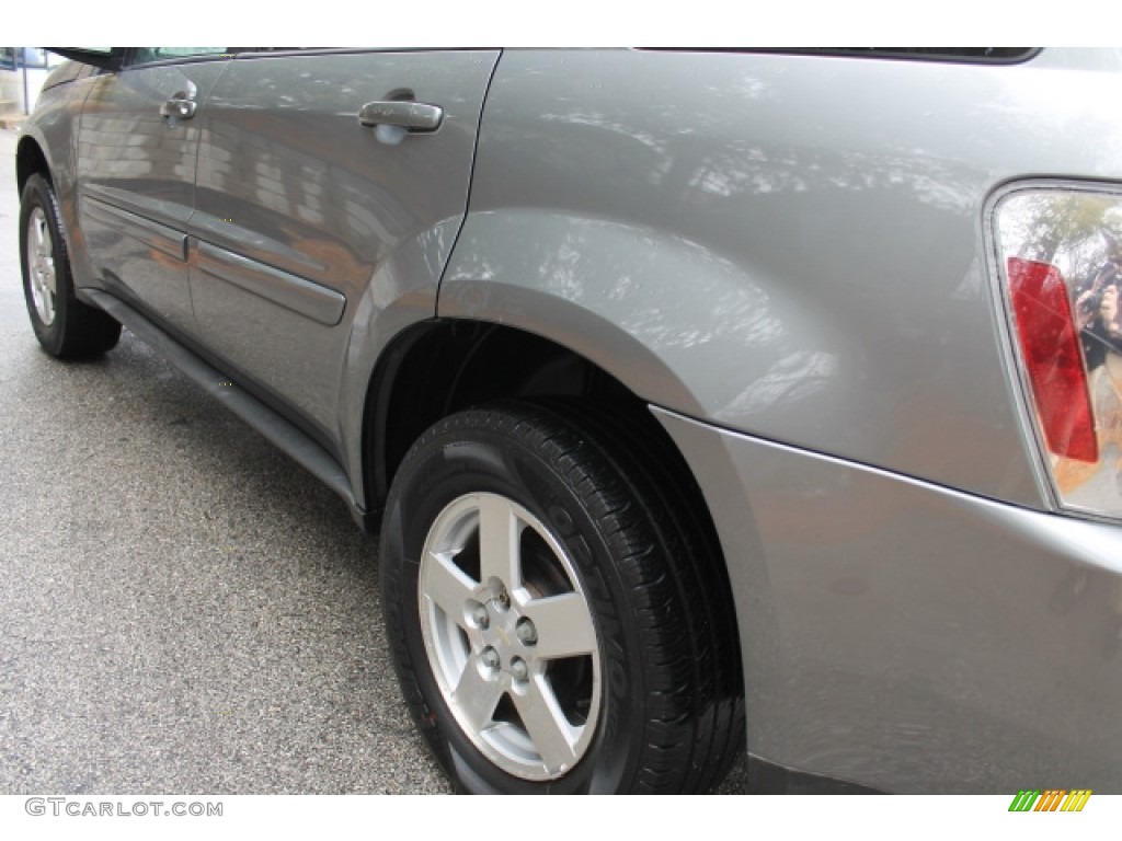2005 Equinox LT AWD - Dark Silver Metallic / Light Gray photo #4