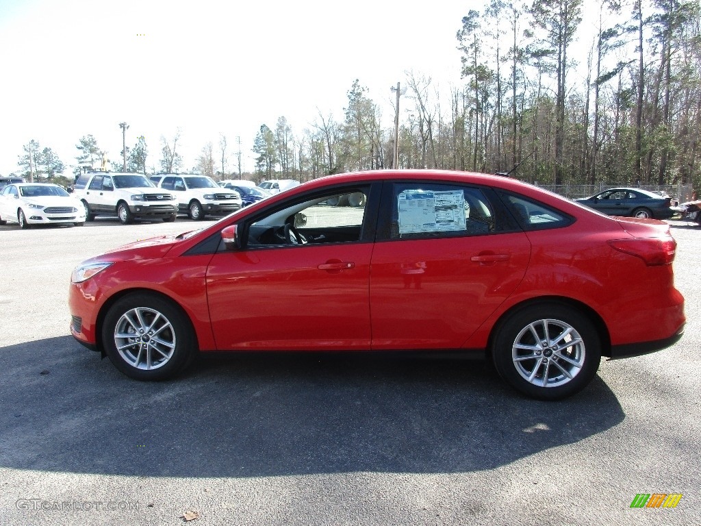 2016 Focus SE Sedan - Race Red / Charcoal Black photo #6
